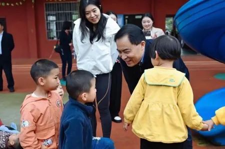 2024，莫言的公益選擇：健康童樂(lè)園